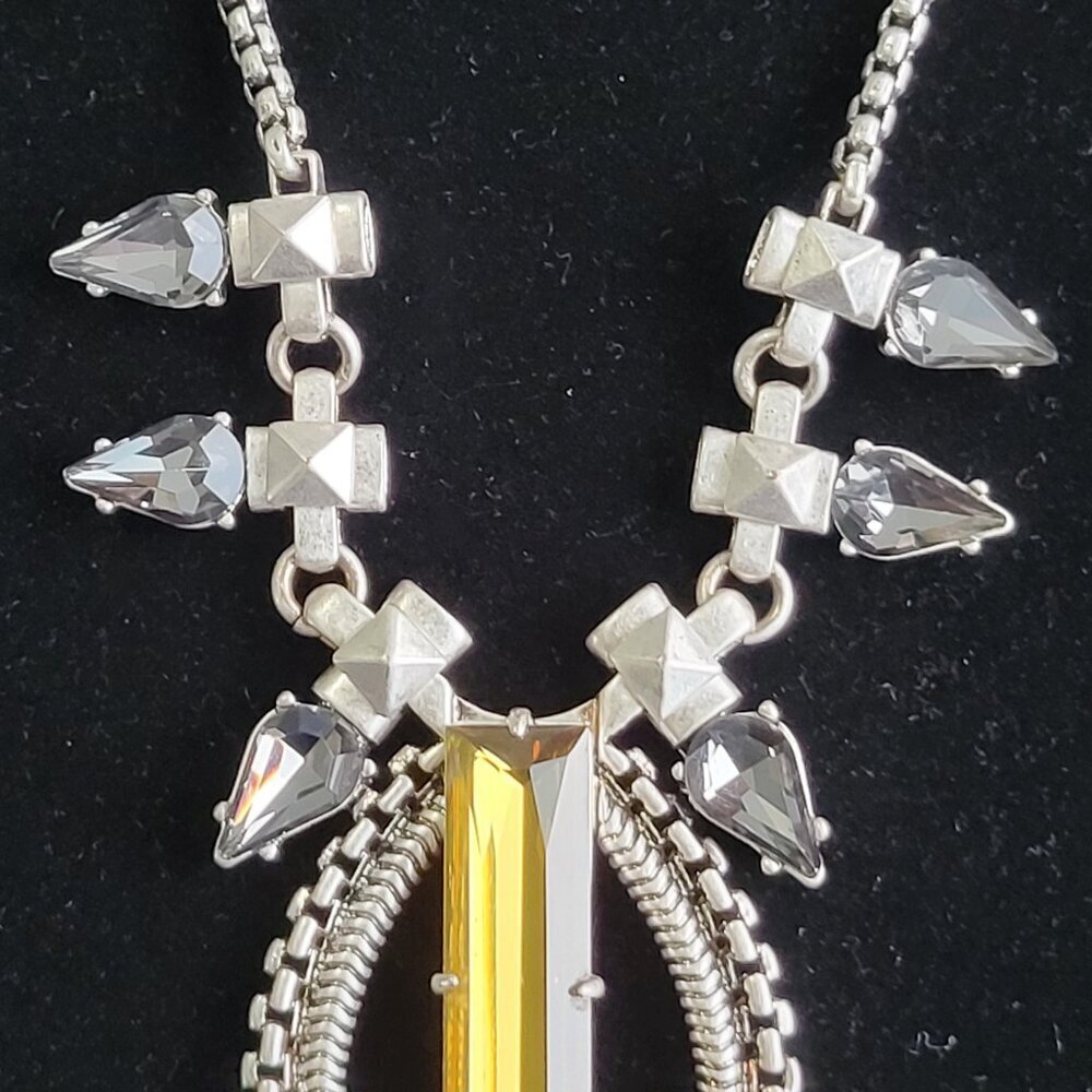 Stella & Dot Eclipse Statement Necklace-Can be 18” or 31” - Picture 4 of 12